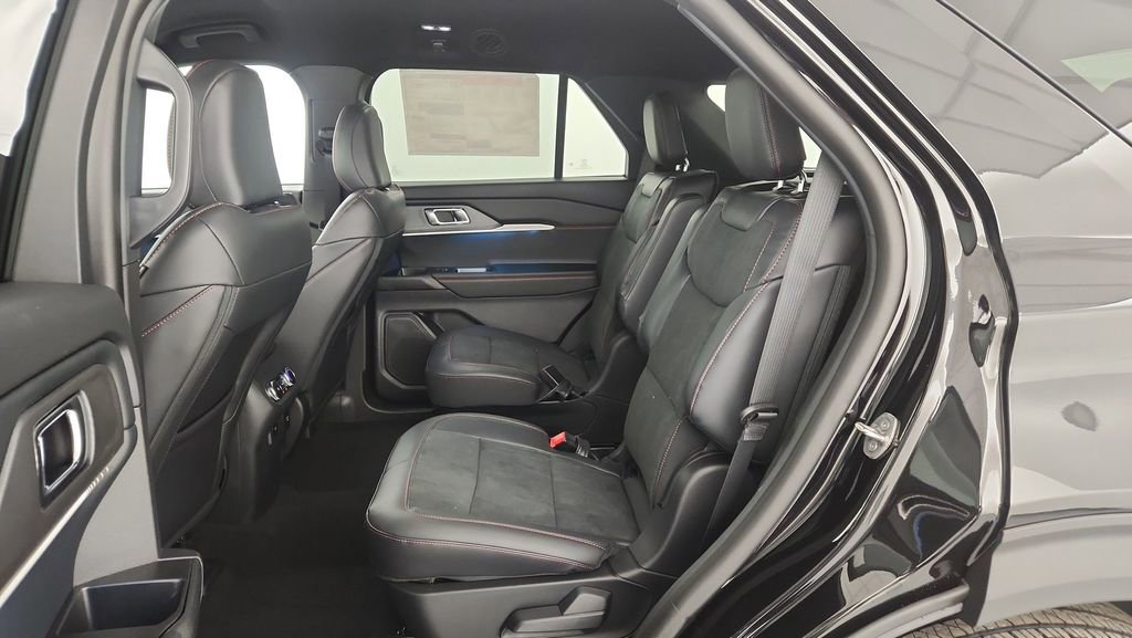 New 2026 Ford Explorer ST image 9