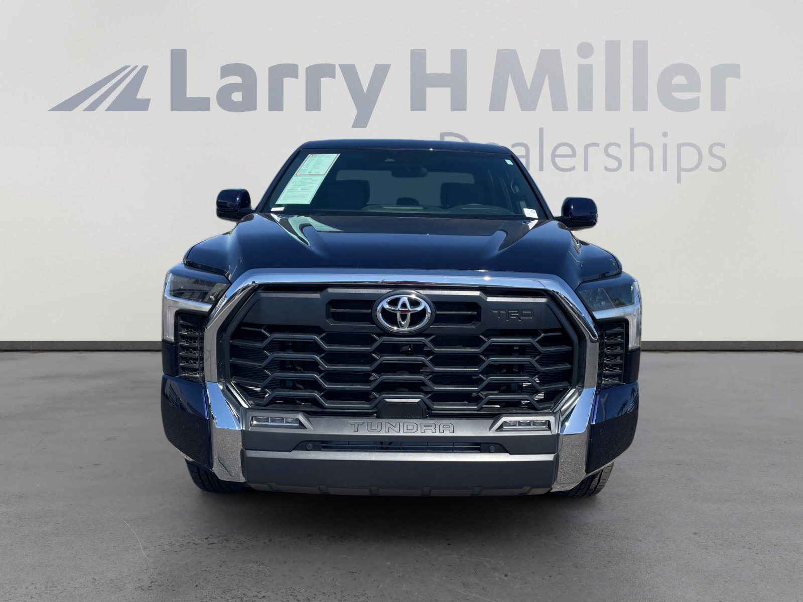 Certified 2025 Toyota Tundra SR5 w/ TRD Off-Road Package AWD/4WD image 8