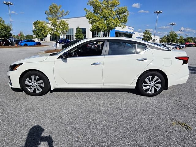 Used 2025 Nissan Altima 2.5 S FWD image 5