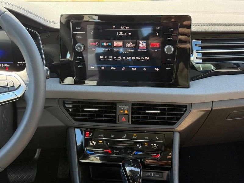 New 2026 Volkswagen Jetta SE FWD image 7