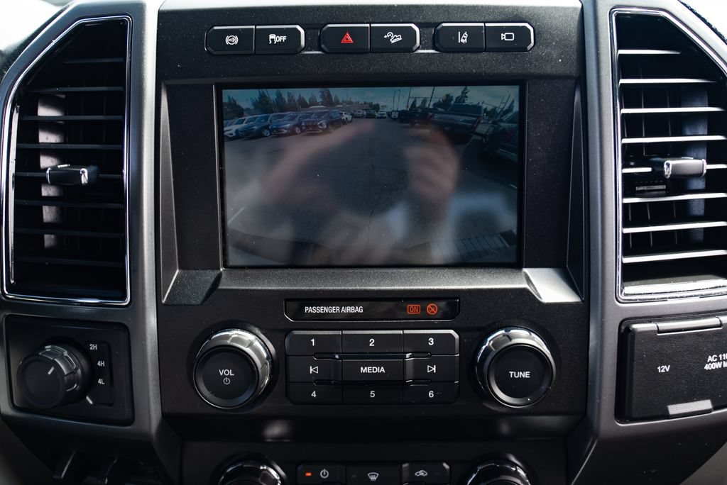 Used 2021 Ford F250 XLT w/ XLT Premium Package AWD/4WD image 15