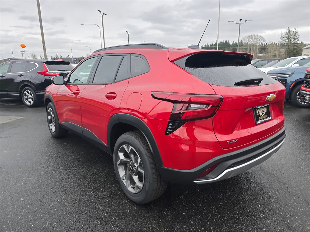 New 2026 Chevrolet Trax LT image 5