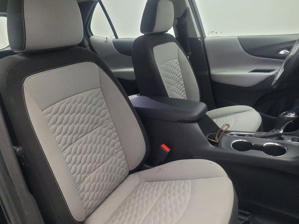 Used 2020 Chevrolet Equinox LS AWD/4WD image 21