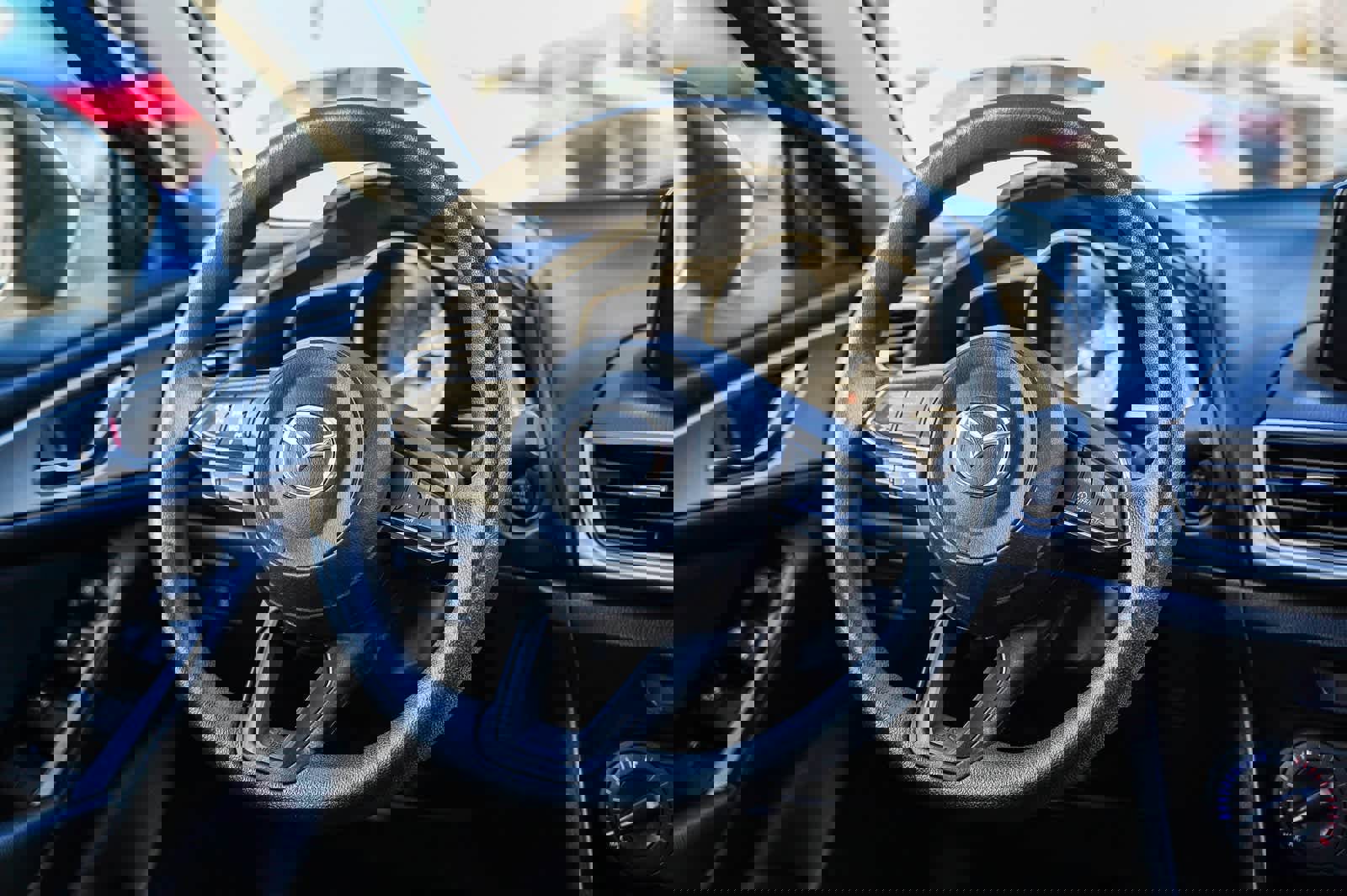 Used 2018 MAZDA MAZDA3 Sport image 15