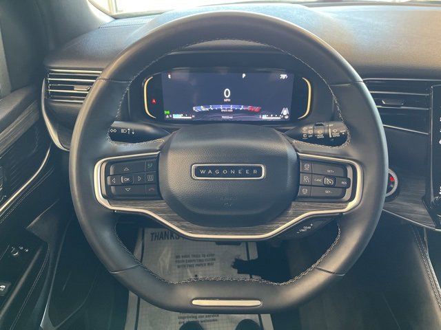 Used 2023 Jeep Wagoneer L Series II image 17
