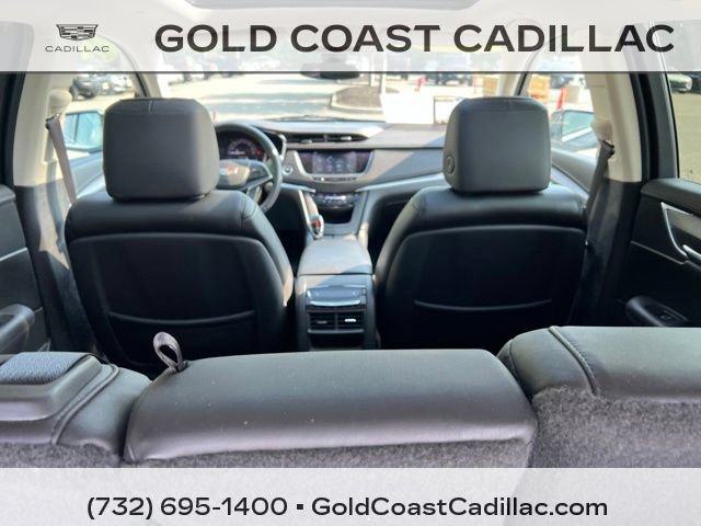 Used 2017 Cadillac XT5 Luxury w/ Driver Awareness Package FWD image 10