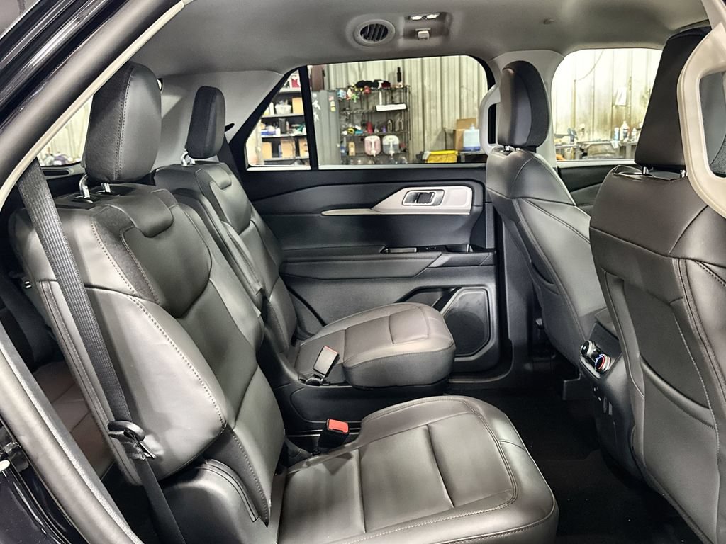 New 2026 Ford Explorer Active w/ Active Comfort Package AWD/4WD image 31