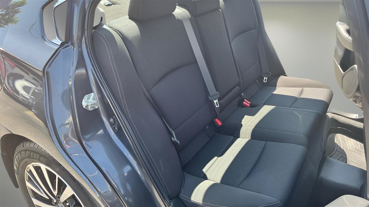 Used 2018 Subaru Legacy 2.5i Premium AWD/4WD image 22