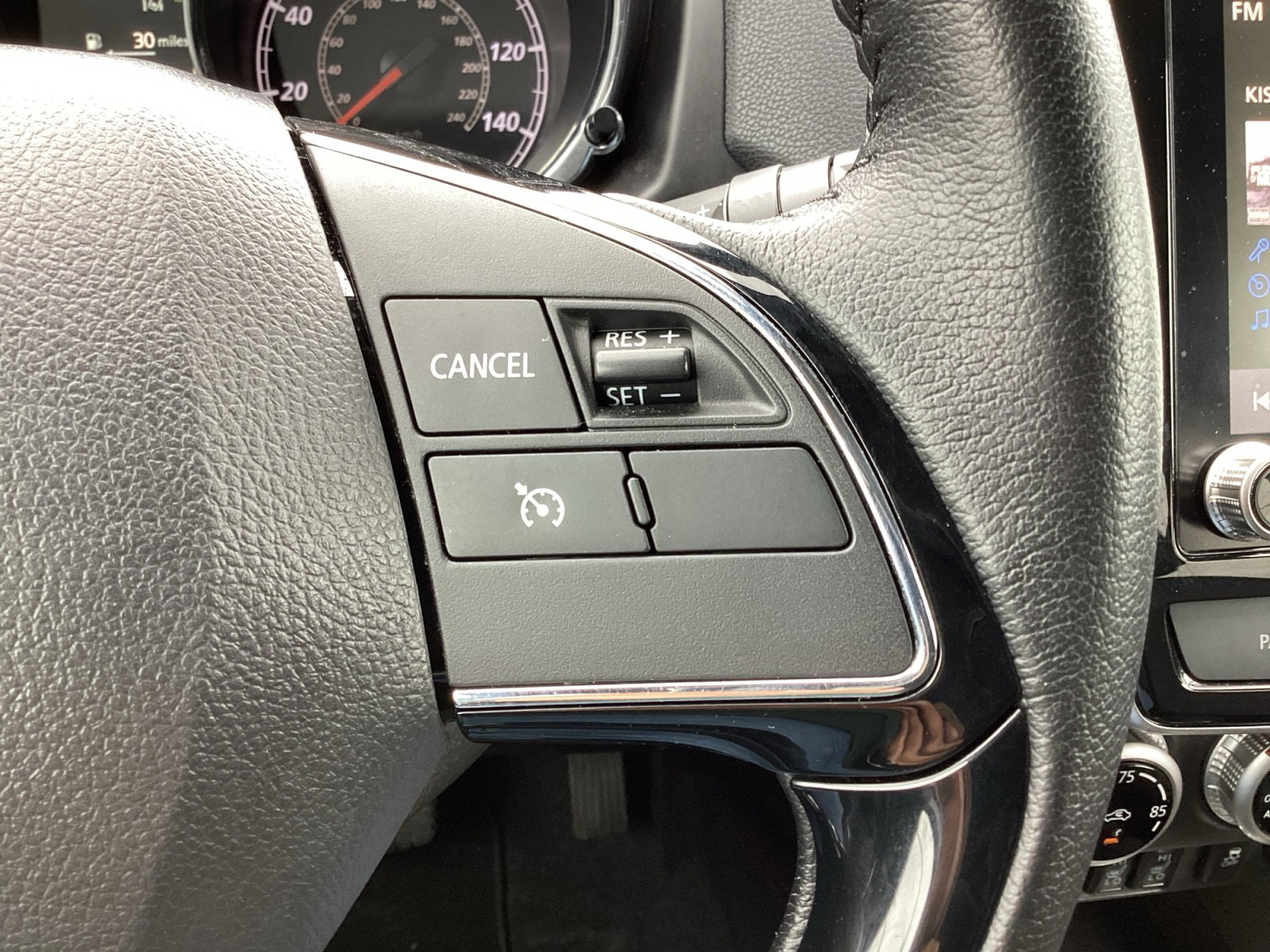 Used 2023 Mitsubishi Outlander Sport SE image 19