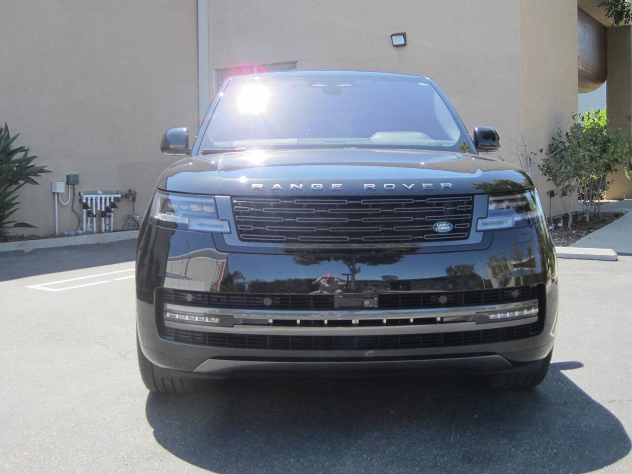 Used 2023 Land Rover Range Rover SE AWD/4WD image 8