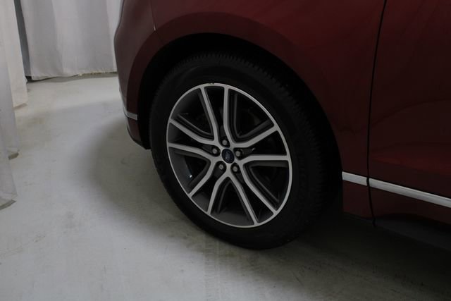 Used 2019 Ford Edge Titanium w/ Equipment Group 301A image 31