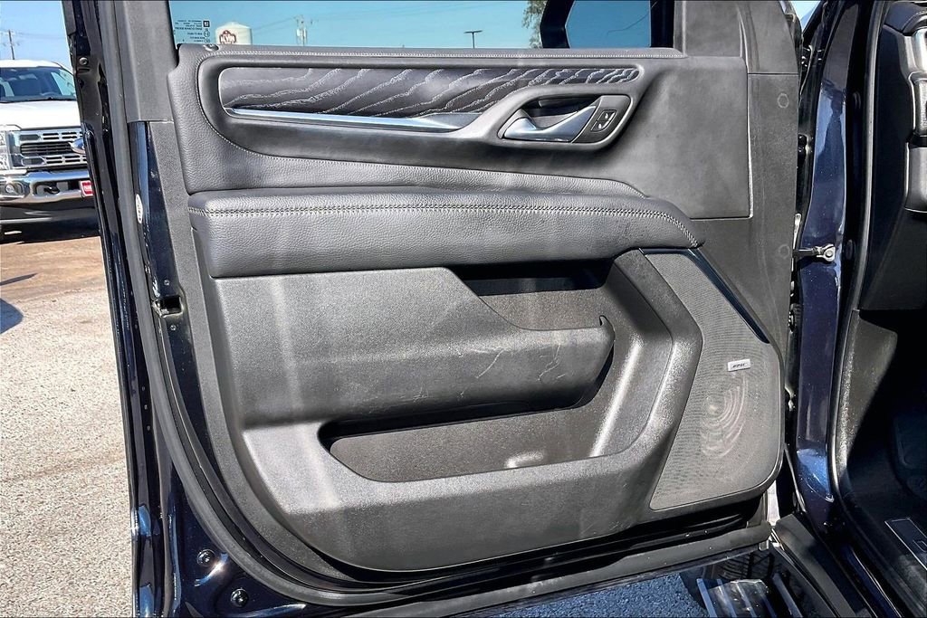 Used 2023 GMC Yukon Denali image 16