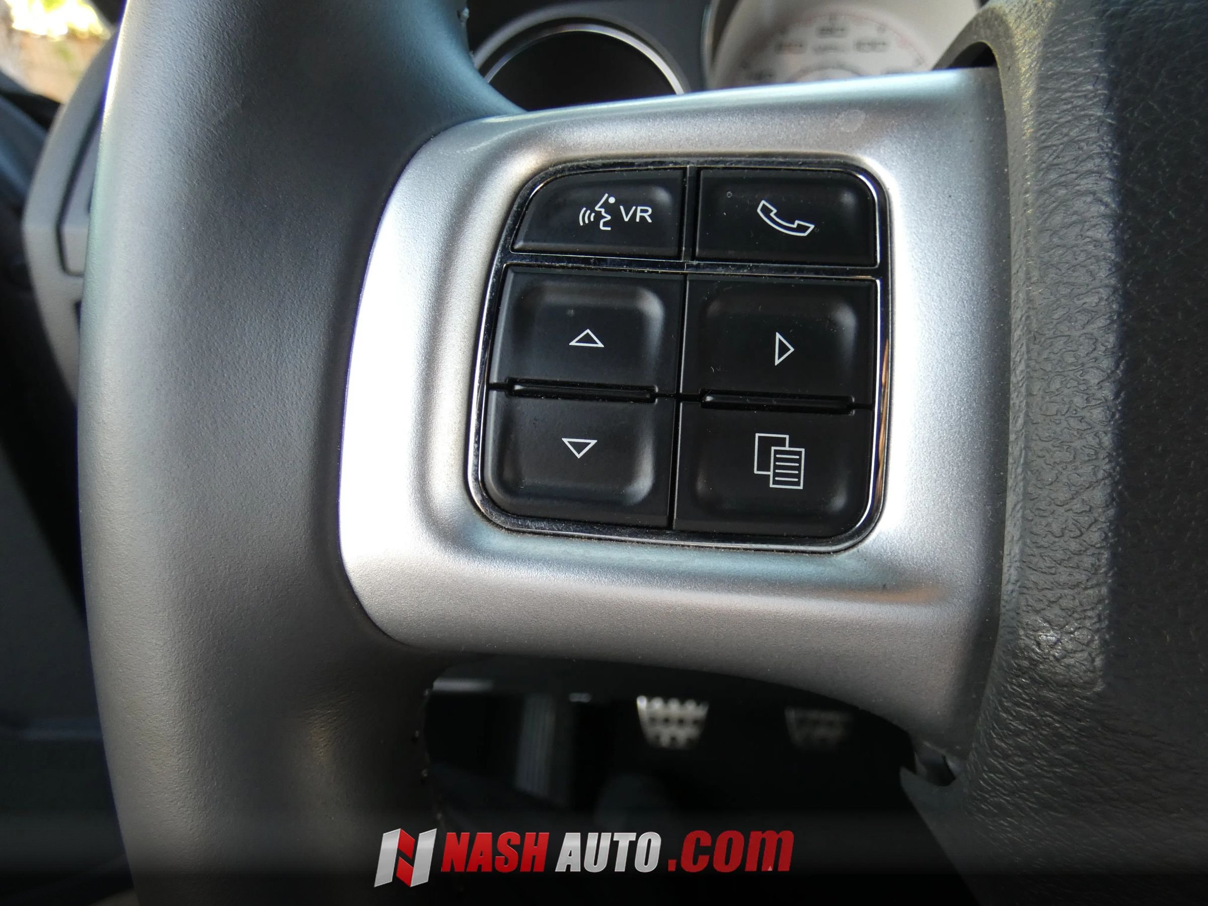 Used 2014 Dodge Challenger R/T RWD image 55