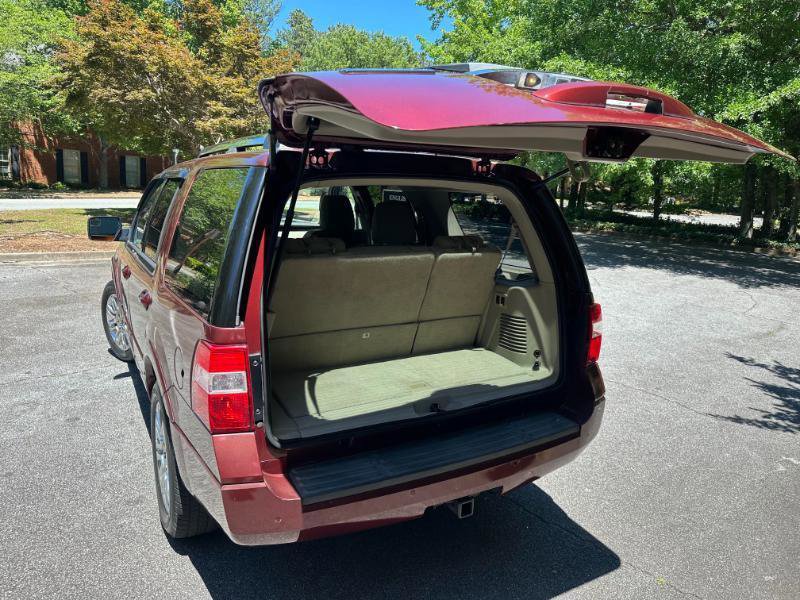 Used 2012 Ford Expedition Limited RWD image 13