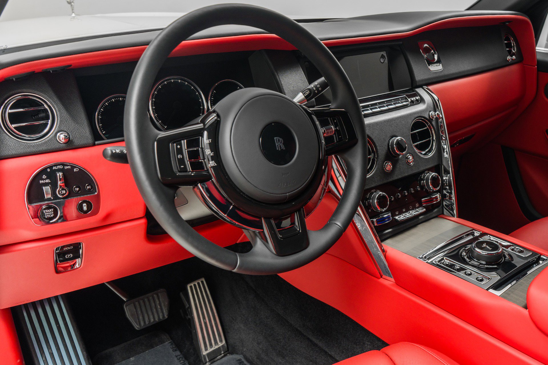 Used 2024 Rolls-Royce Cullinan image 13