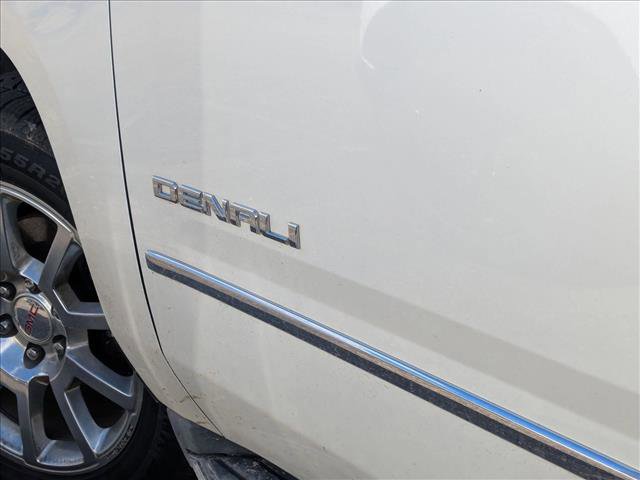 Used 2015 GMC Yukon Denali w/ Open Road Package image 12