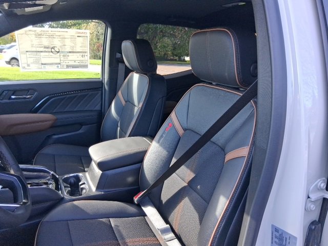 New 2026 GMC Canyon AT4 w/ Nightfall Essentials Package image 11