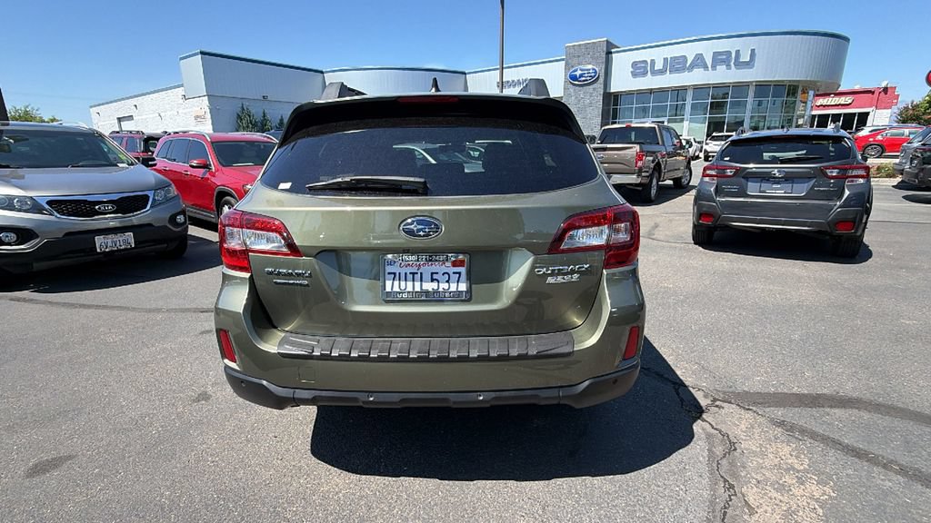 Used 2017 Subaru Outback 2.5i Limited AWD/4WD image 5