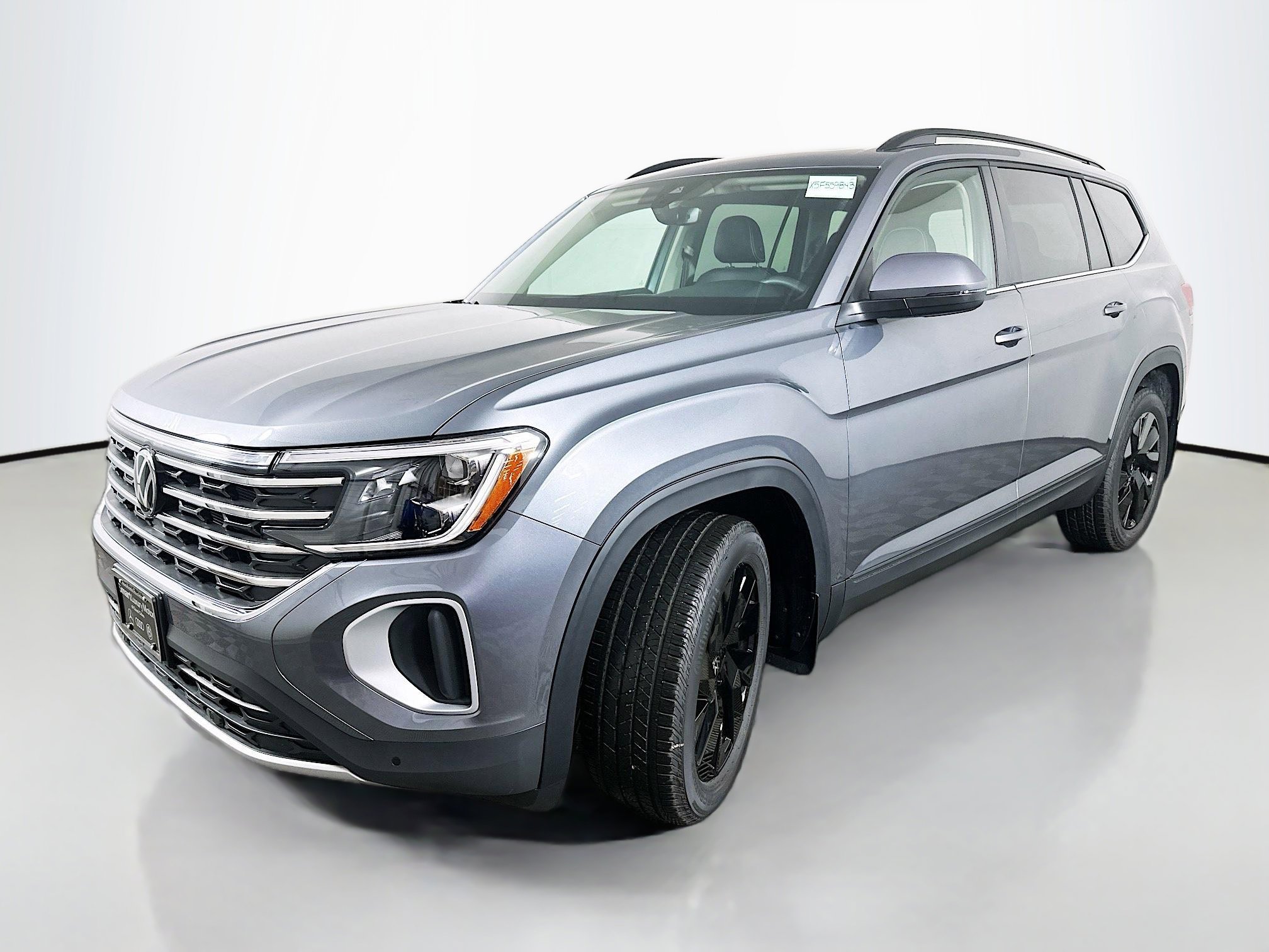 New 2025 Volkswagen Atlas SE image 3