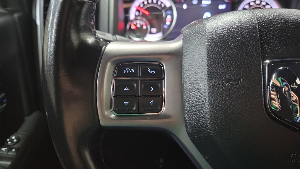 Used 2022 RAM 1500 Classic SLT AWD/4WD image 10