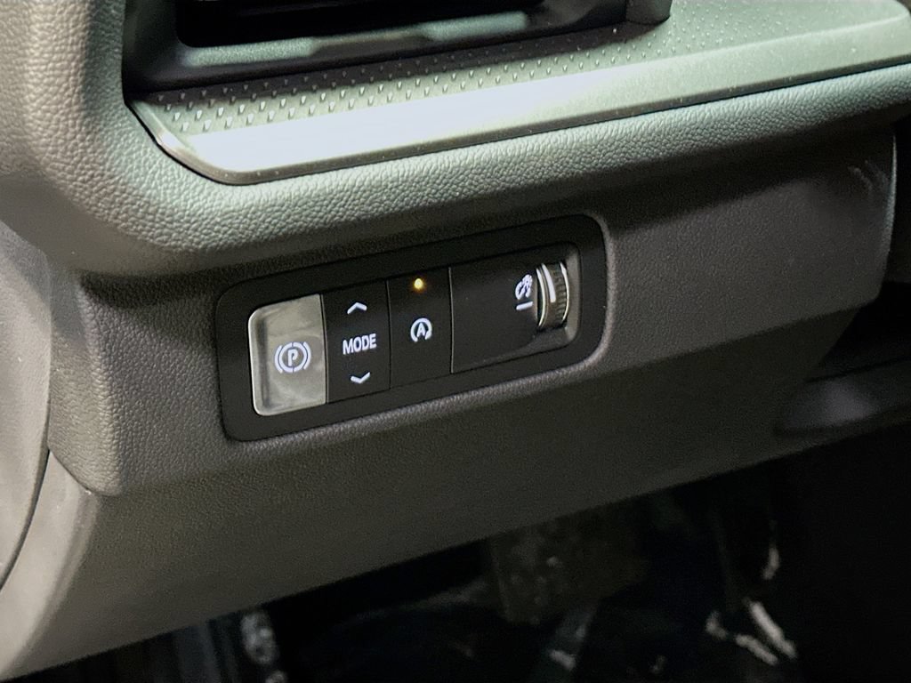 New 2026 Chevrolet Traverse LT w/ Enhanced Driving Package FWD image 11
