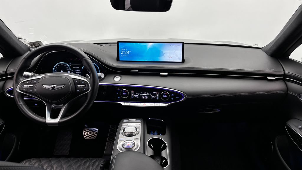 Used 2023 Genesis GV70 3.5T Sport w/ Sport Prestige Package AWD/4WD image 35