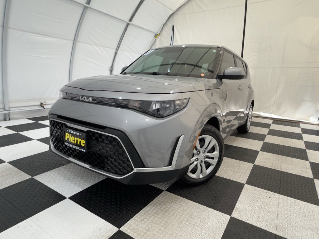 Used 2023 Kia Soul LX