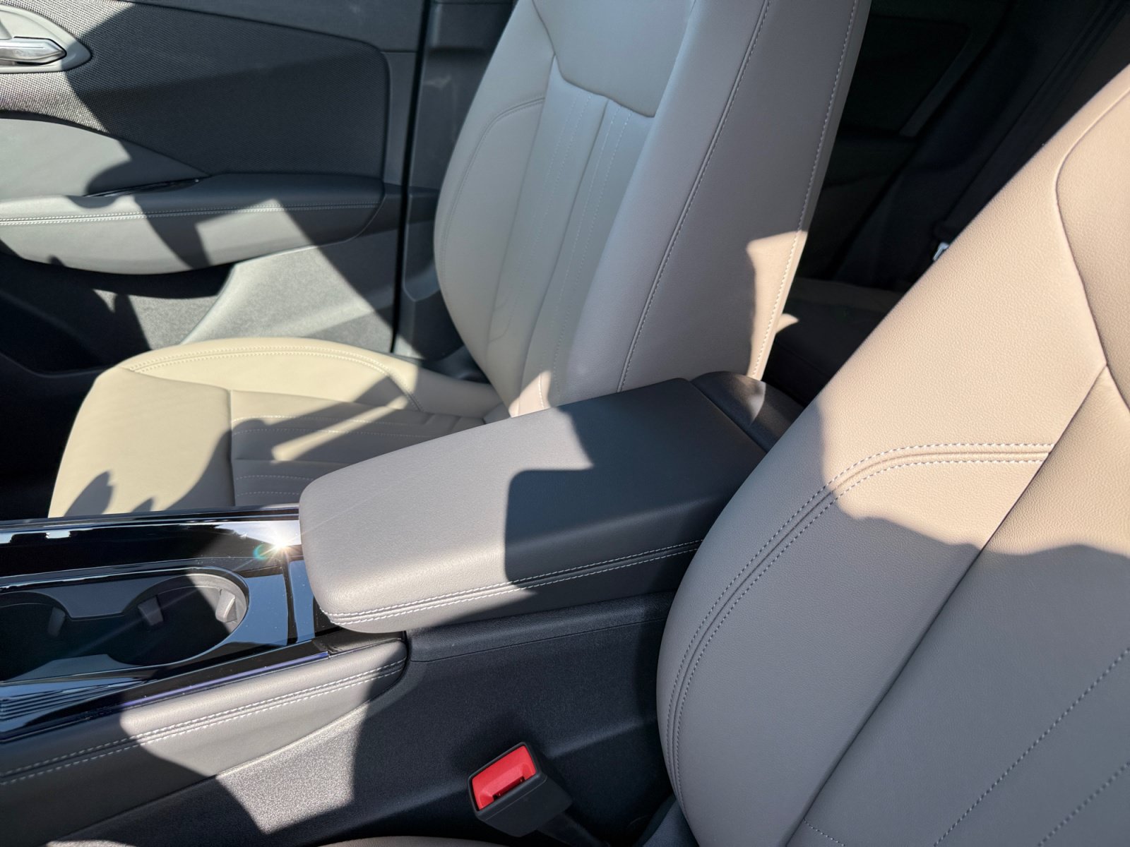 New 2026 Audi Q3 quattro 2.0T AWD/4WD image 14