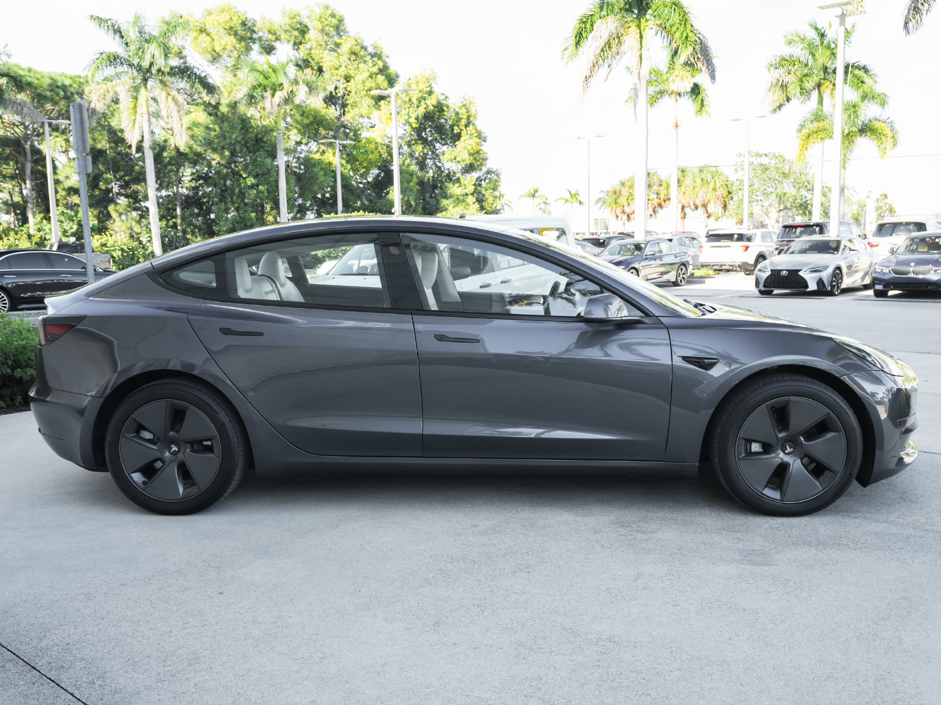 Used 2023 Tesla Model 3 Long Range AWD/4WD image 29