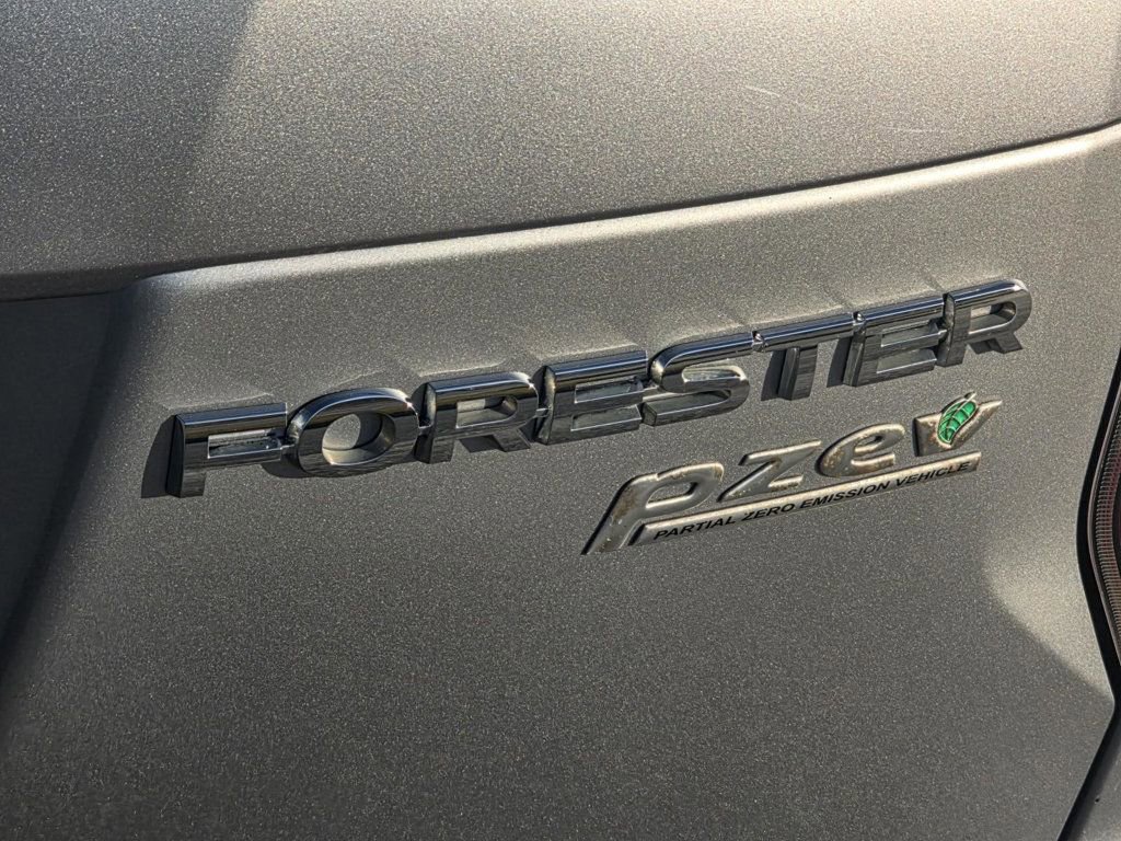 Used 2016 Subaru Forester 2.5i Premium w/ All-Weather Package image 28