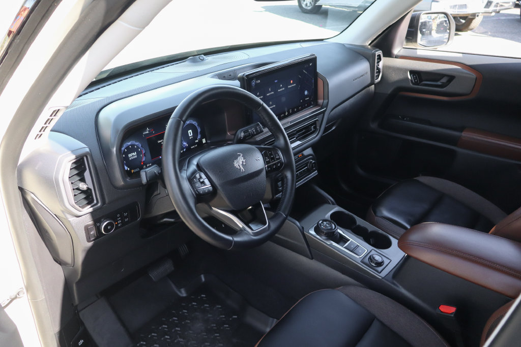 Used 2025 Ford Bronco Sport Outer Banks w/ Outer Banks Tech Package+ AWD/4WD image 22