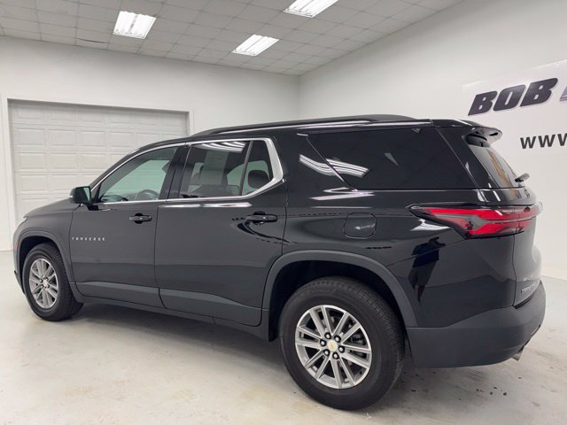Used 2022 Chevrolet Traverse LT FWD image 7