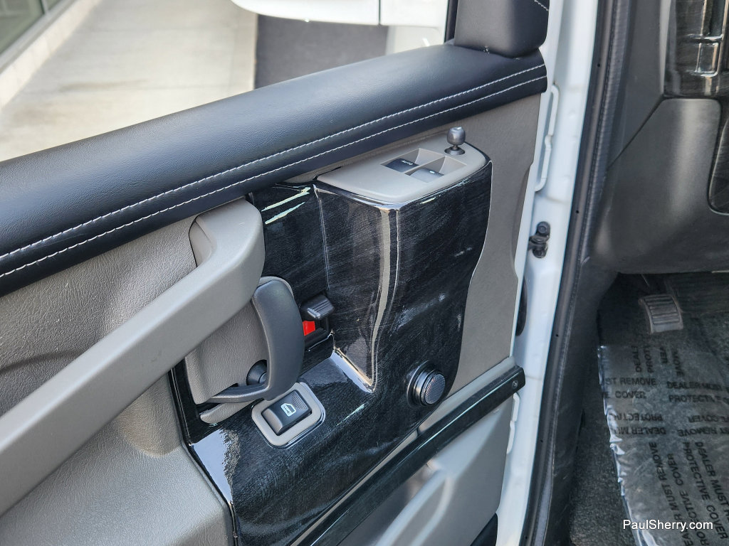 Used 2021 Chevrolet Express 2500 LS w/ Enhanced Convenience Package image 41