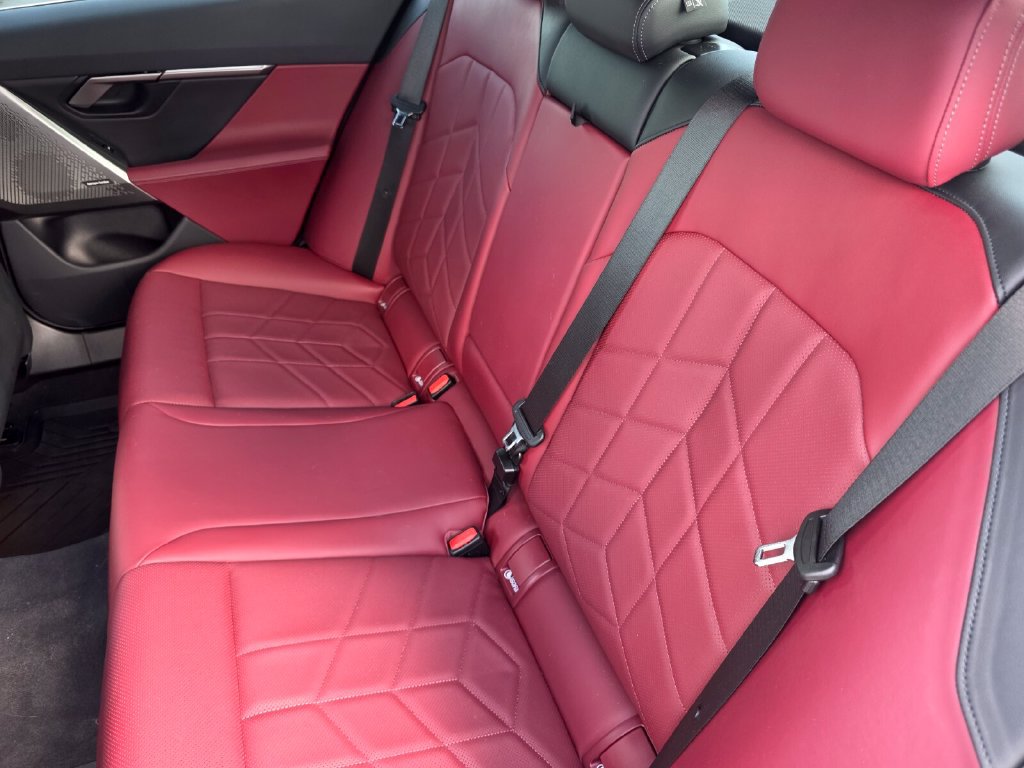 Certified 2025 BMW 530i RWD image 15