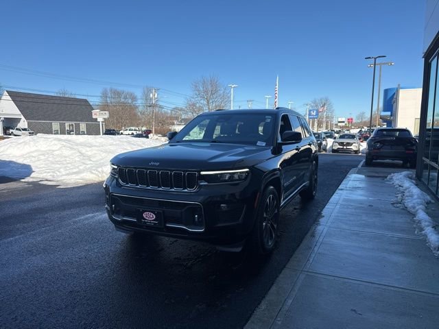 Used 2023 Jeep Grand Cherokee L Overland image 6