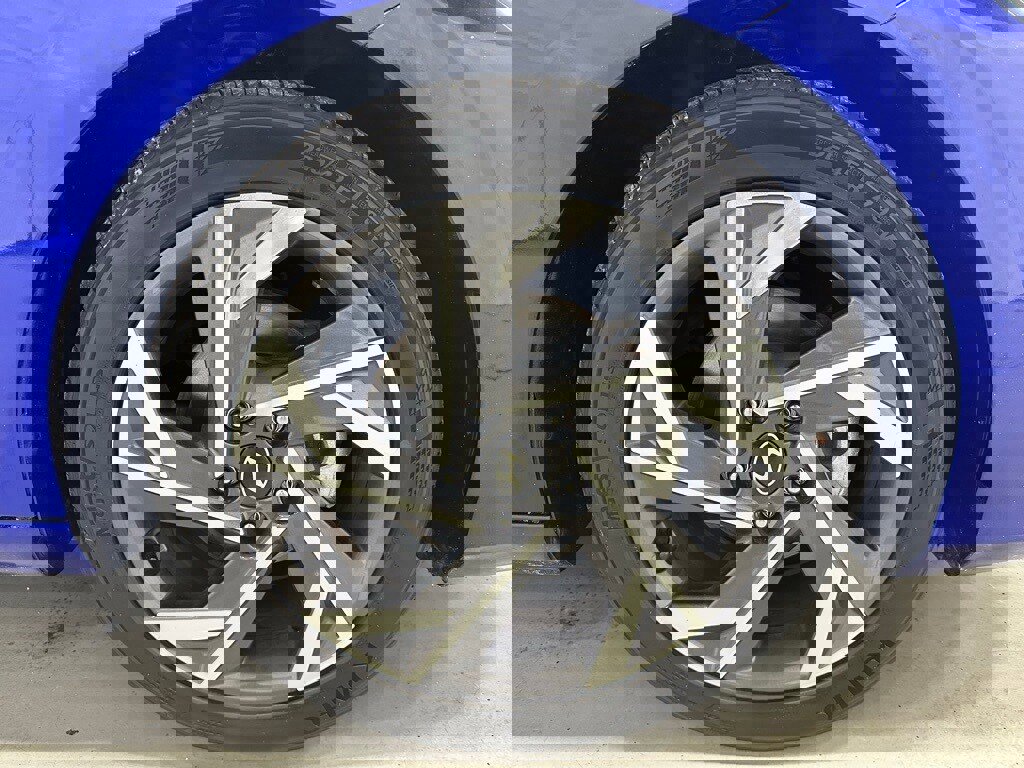 Used 2025 Hyundai Elantra SEL w/ Cargo Package image 60