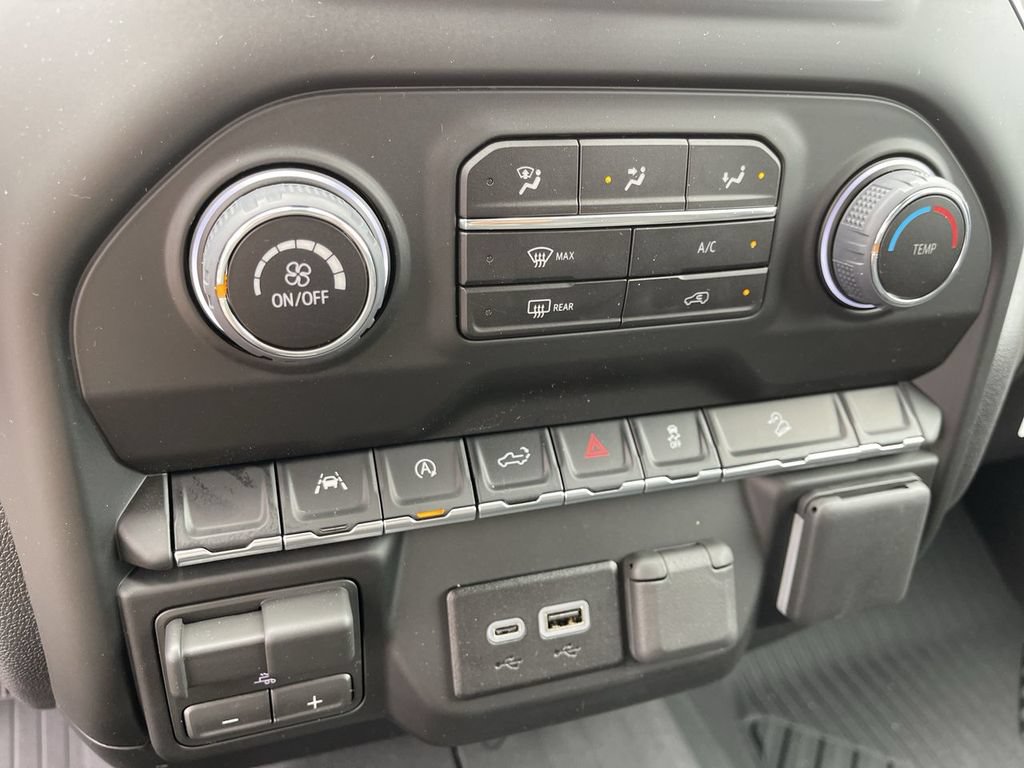 New 2026 Chevrolet Silverado 1500 Custom Trail Boss AWD/4WD image 18