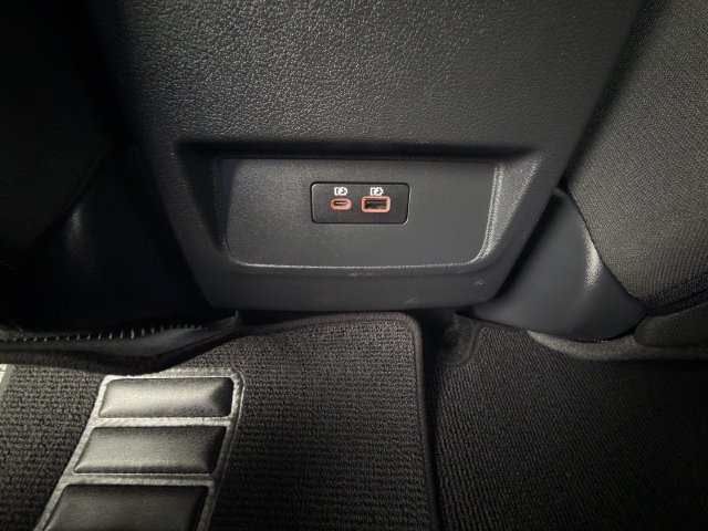 Used 2025 Nissan Frontier PRO-4X AWD/4WD image 29