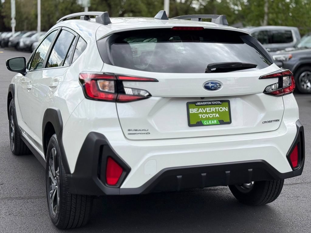 Used 2024 Subaru Crosstrek 2.0i Premium AWD/4WD image 3