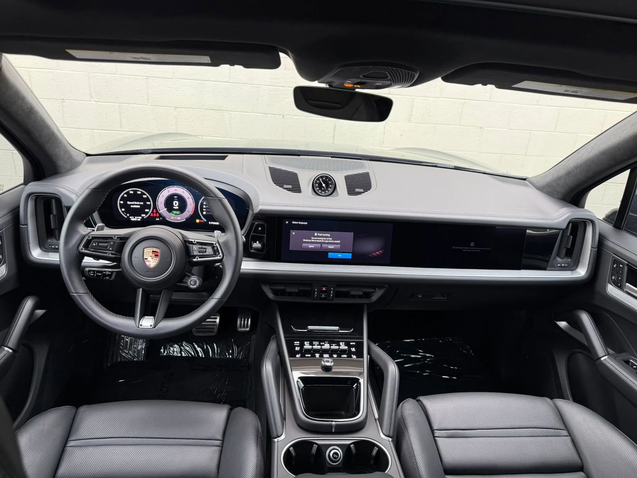 Used 2024 Porsche Cayenne Turbo image 42