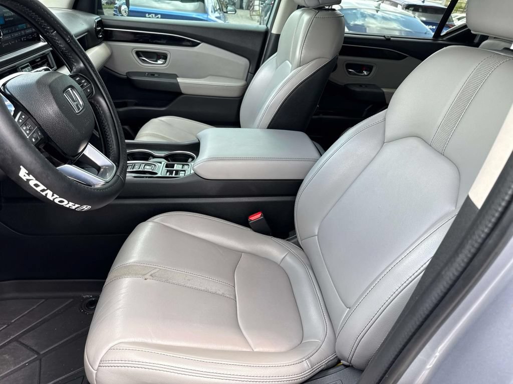 Used 2024 Honda Pilot Touring image 18