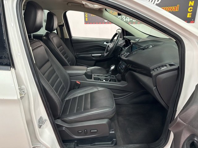 Used 2019 Ford Escape Titanium image 36