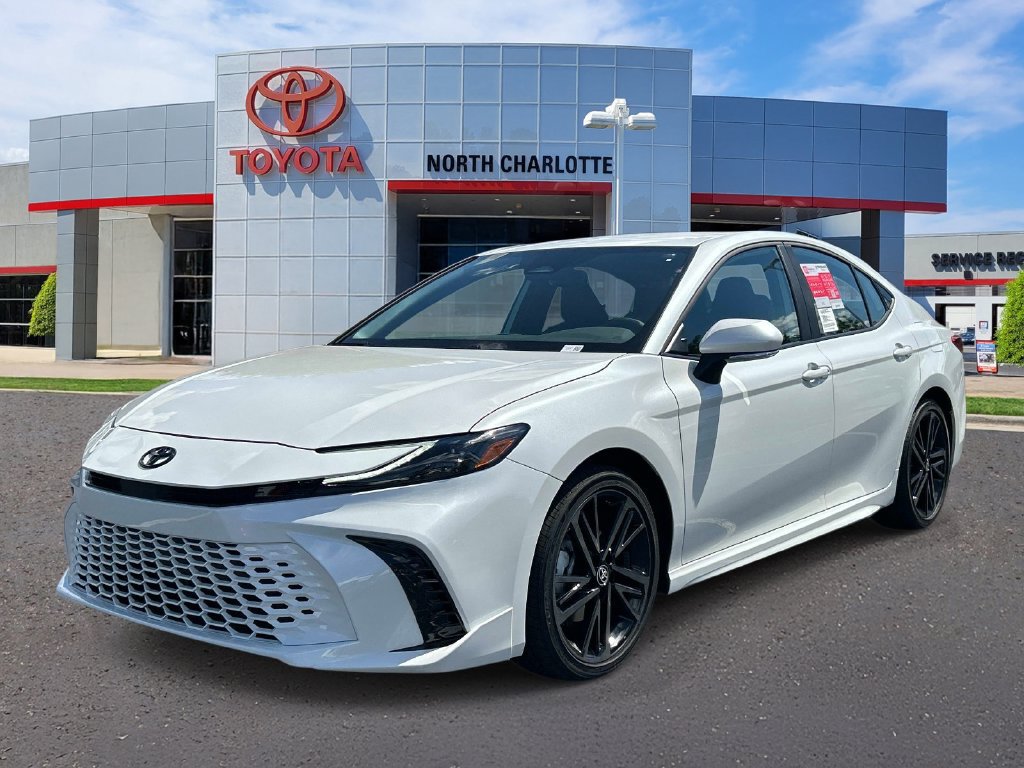 New 2026 Toyota Camry XSE FWD image 4