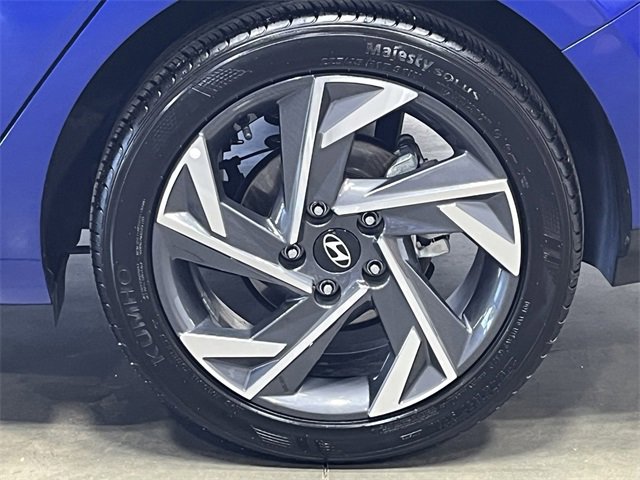 Used 2025 Hyundai Elantra Sport image 10