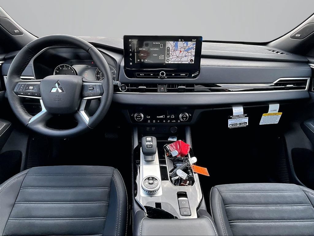 New 2026 Mitsubishi Outlander LE FWD image 6