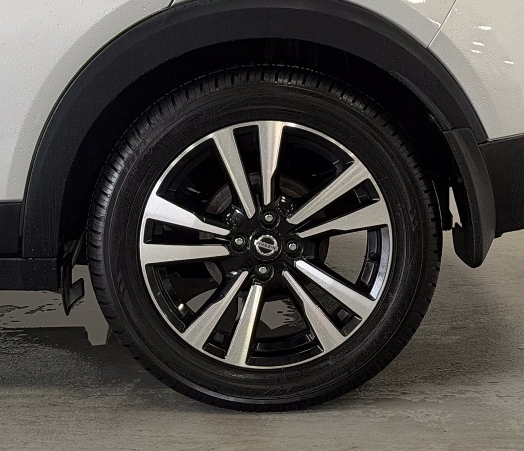 Used 2018 Nissan Kicks SV w/ Exterior Package FWD image 8