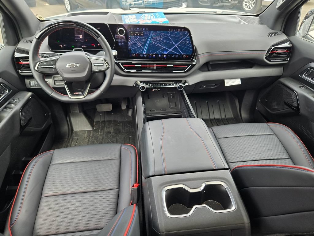 Used 2025 Chevrolet Silverado EV RST AWD/4WD image 9