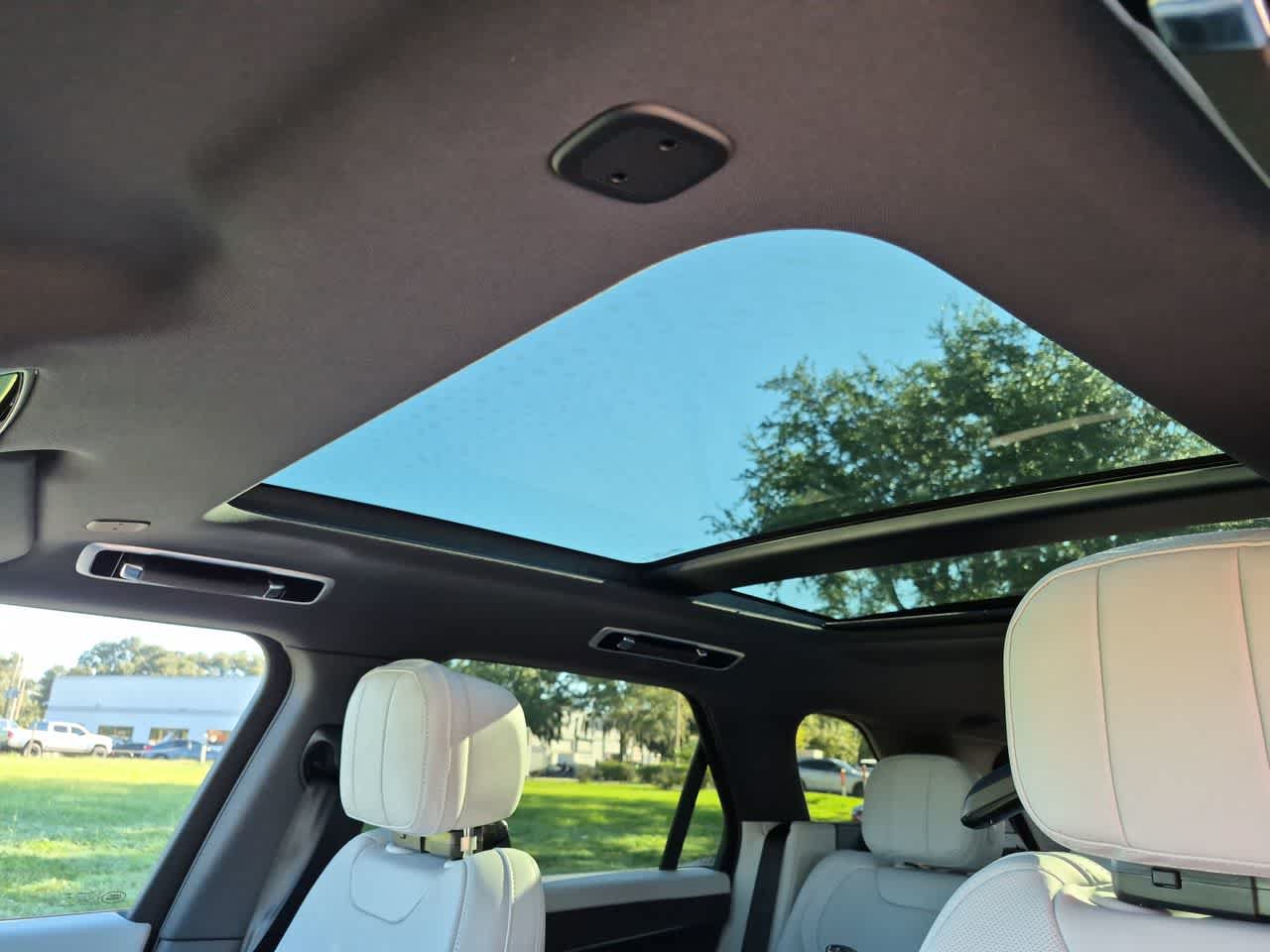 New 2027 Land Rover Range Rover Sport SE AWD/4WD image 20