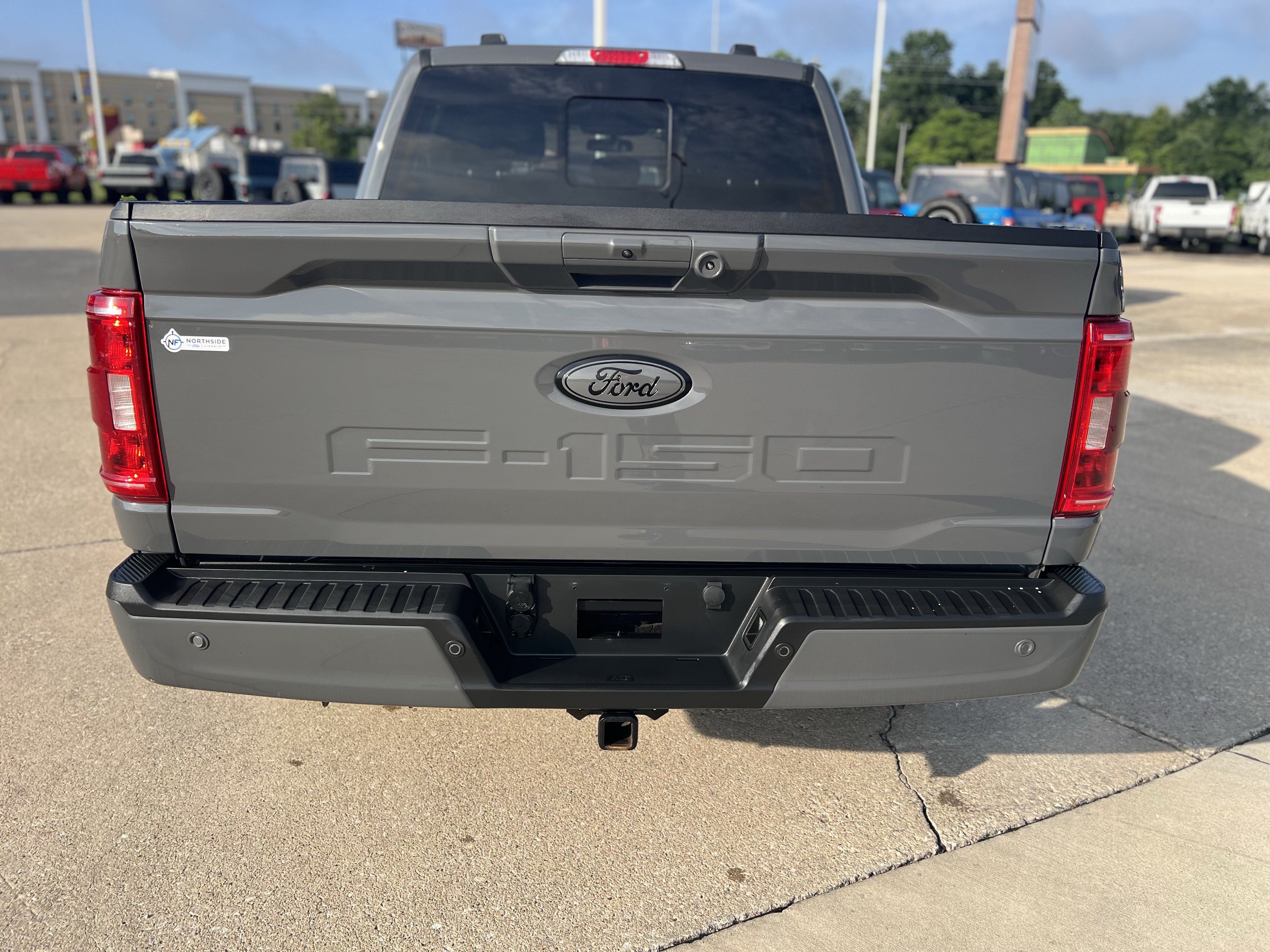 Used 2021 Ford F150 XLT w/ Equipment Group 302A High AWD/4WD image 9