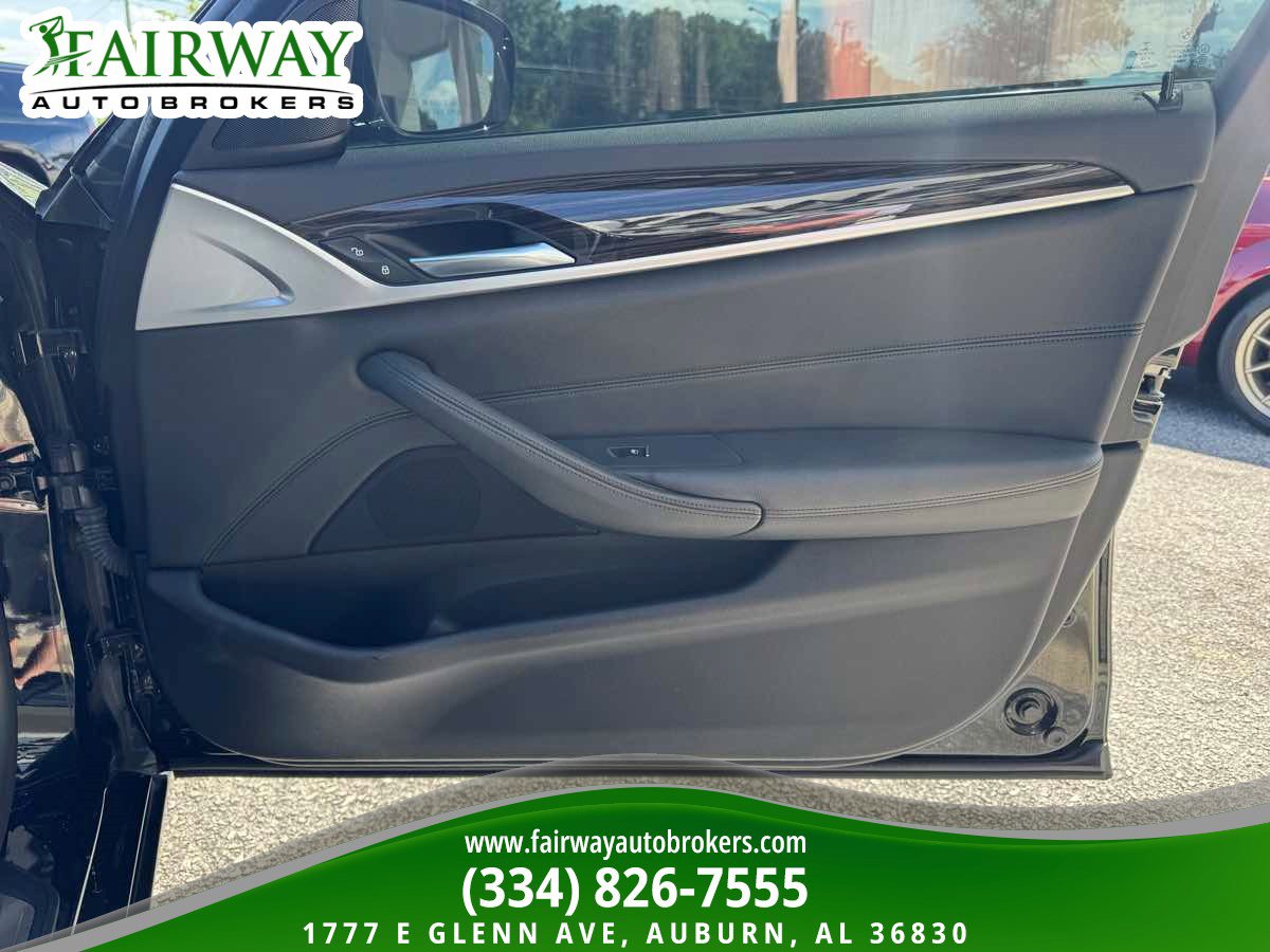 Used 2019 BMW 530i RWD image 30